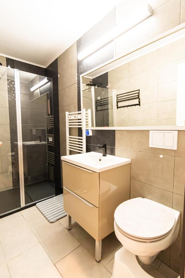 Okbrasov - Apartment & Studio In The Heart Of Old Town, Moments Away From The Black Church מראה חיצוני תמונה